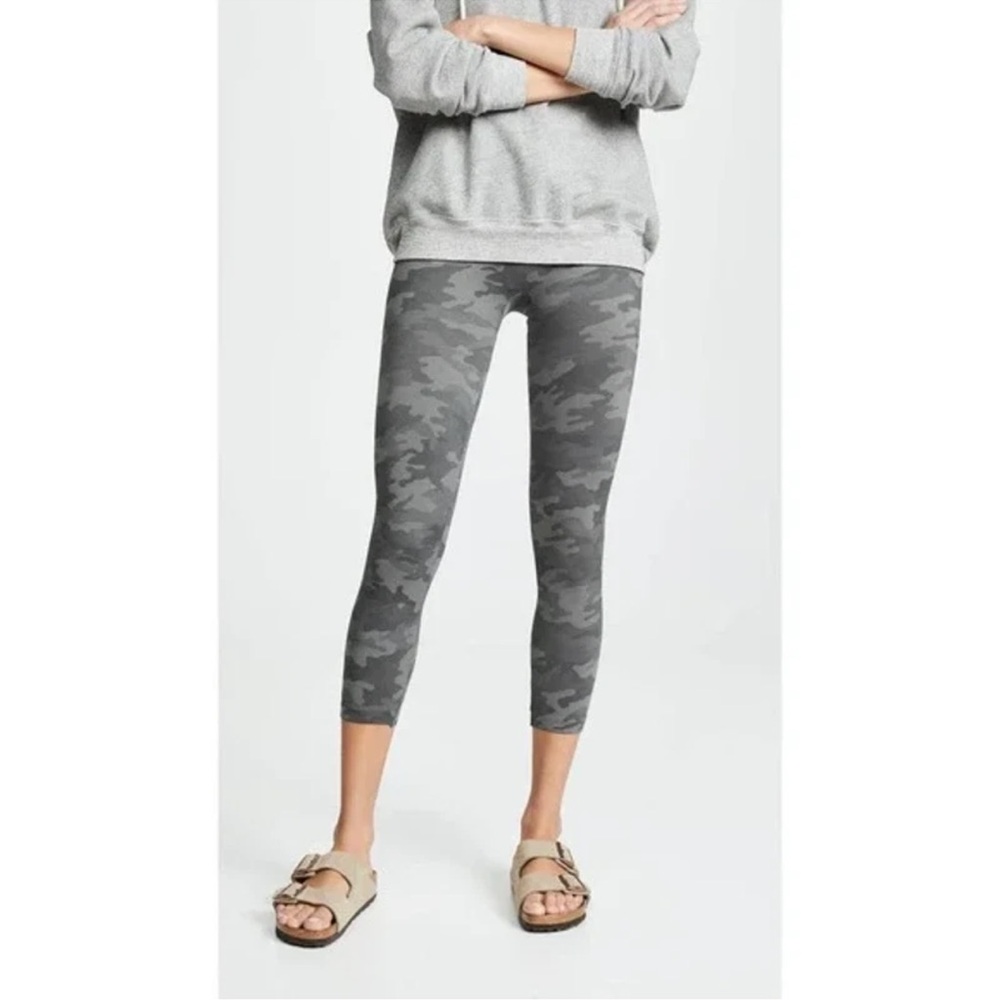 SPANX Sage Crop Camo Leggings